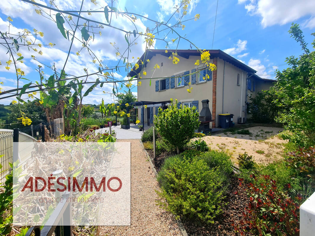 Maison à LEZAT-SUR-LEZE