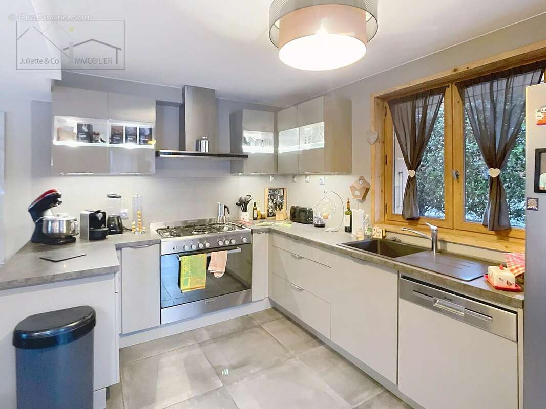 Maison à LES HOUCHES