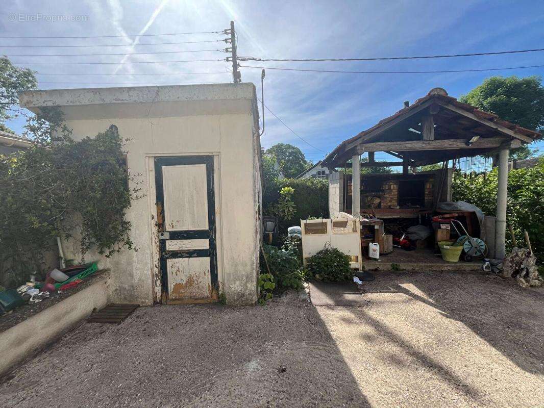 Maison à MEREVILLE