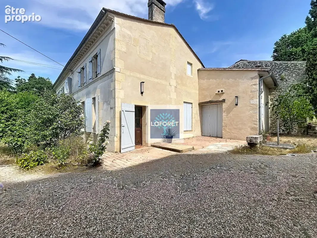Maison à SAINT-CAPRAIS-DE-BLAYE