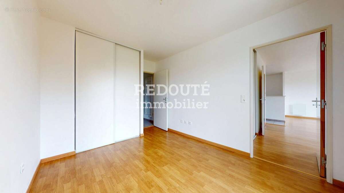 A vendre -type 2 dernier etage - parking - residence de 2010 - photo 13