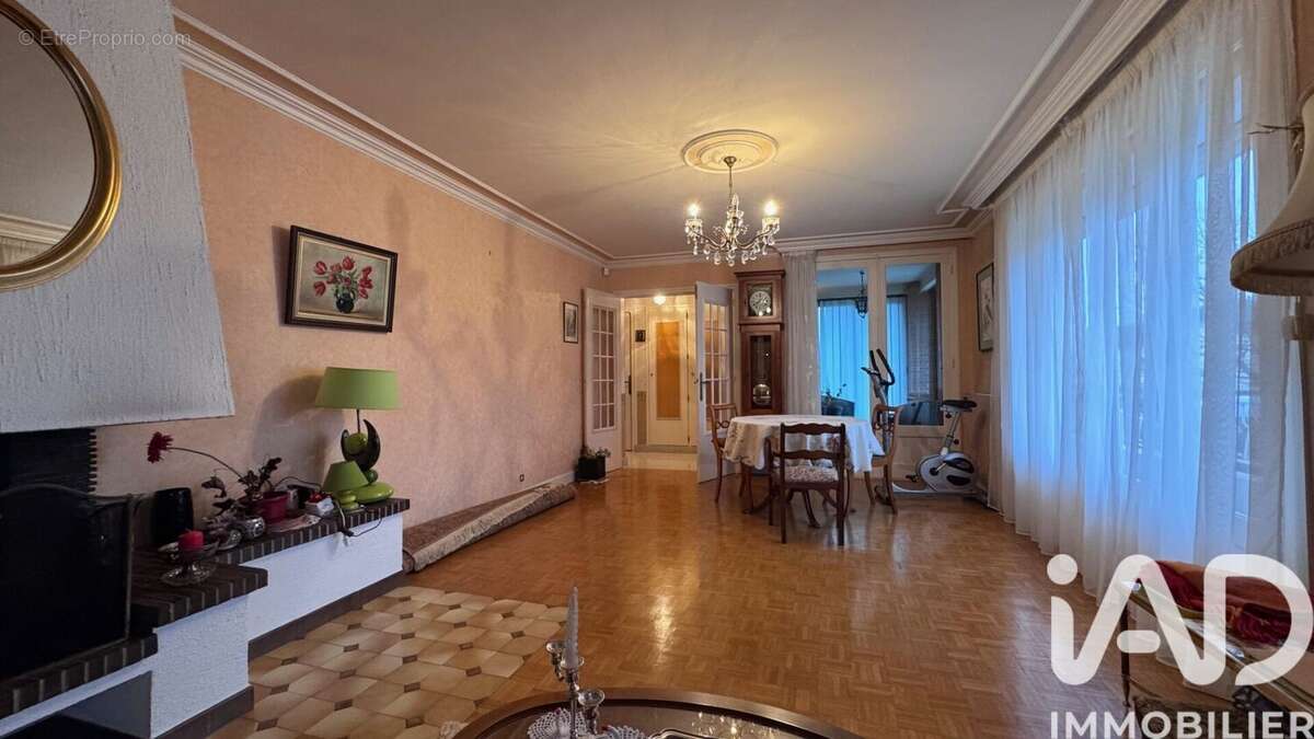 Photo 4 - Maison à MAIZIERES-LA-GRANDE-PAROISSE