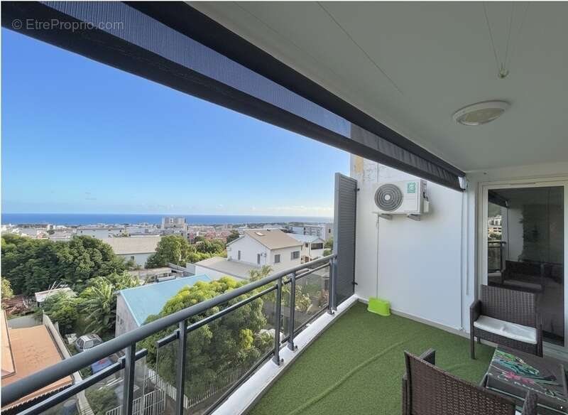Appartement à SAINT-DENIS