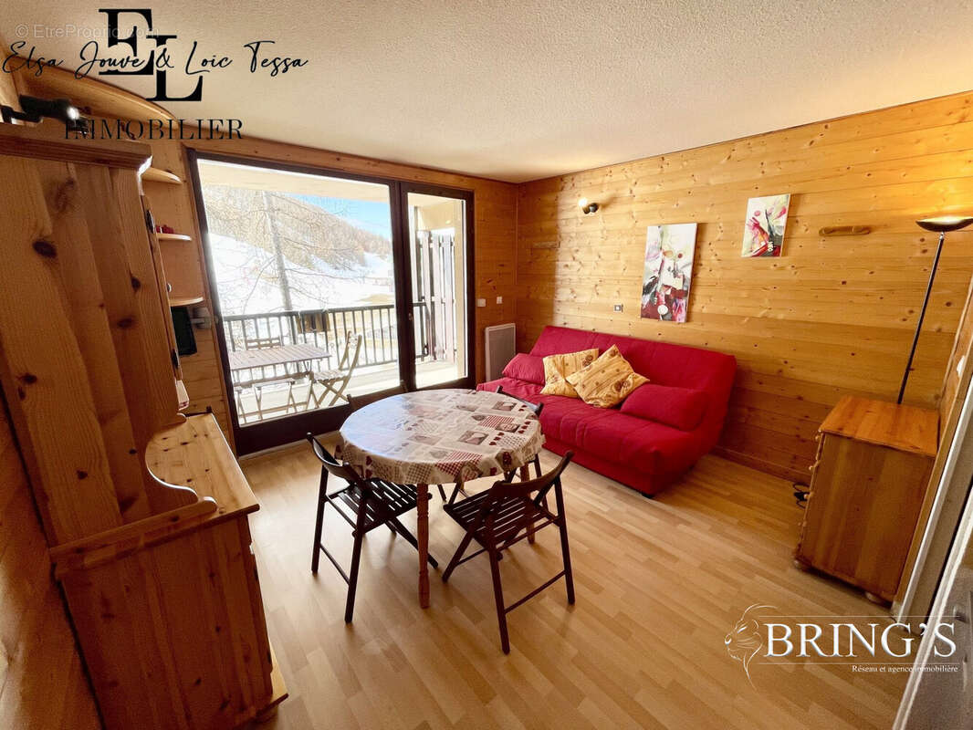 Appartement à LA CLUSE