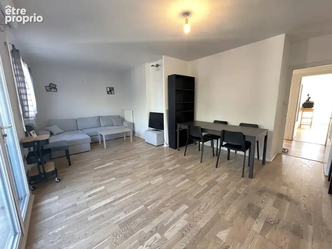 Photo Appartement à La Roche-Sur-Yon au prix de 159 000€