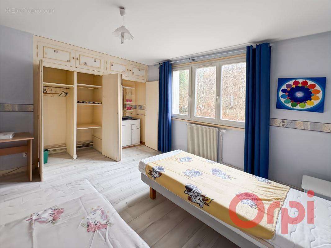 Maison à SAINT-AMAND-MONTROND