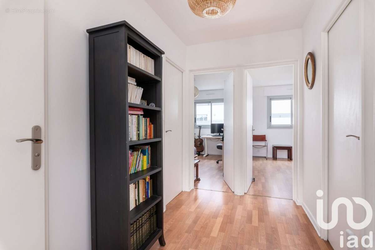 Photo 4 - Appartement à VILLEURBANNE