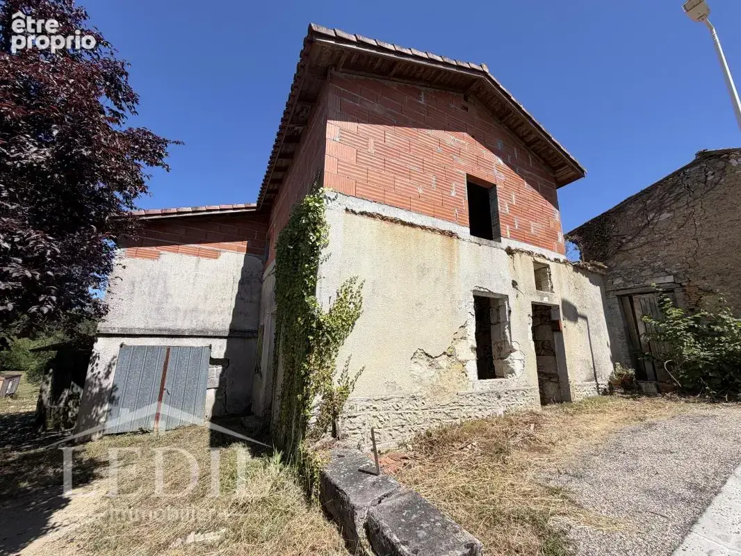 Maison à finir avec jardin et puits - photo 4