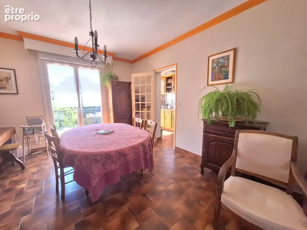 Maison avec chambres plain pied - 164  m² - LES MAILLETS - photo 4