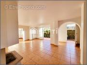 Photo 1 - Maison à VILLENEUVE-DE-RIVIERE