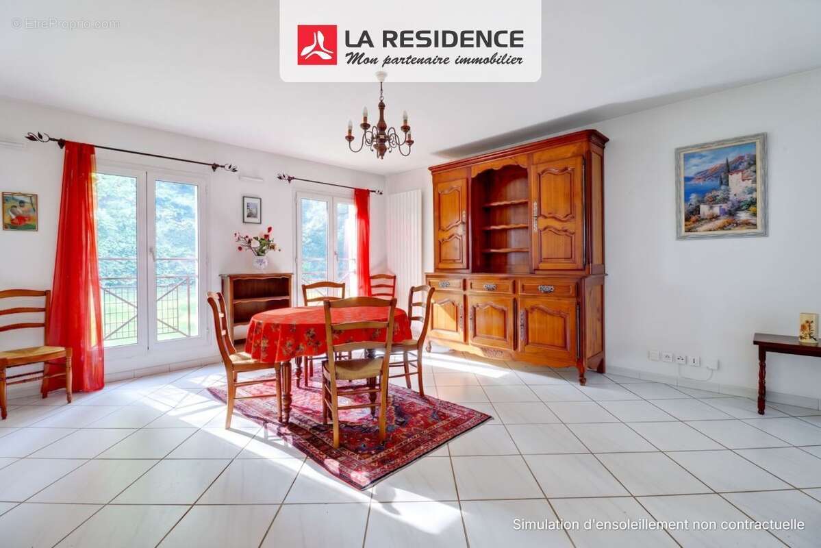 Appartement 82 m² à Poissy  - photo 2