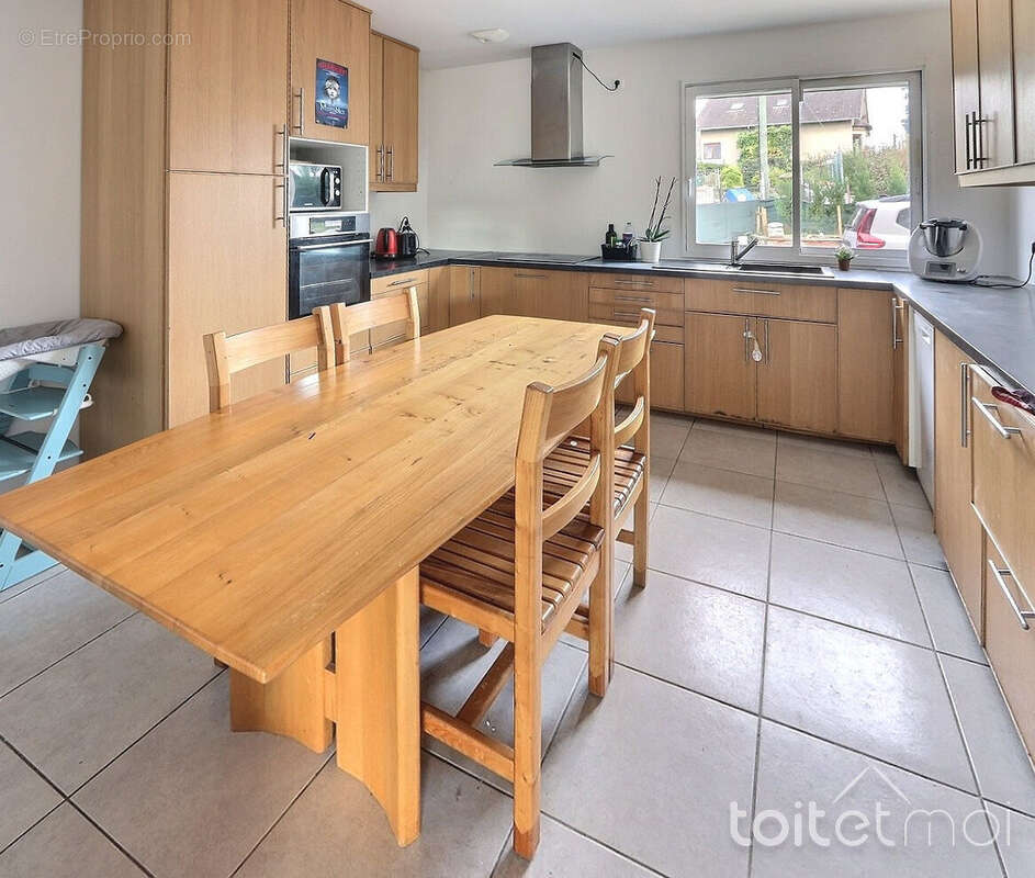 Maison à SAINT-REMY-LES-CHEVREUSE