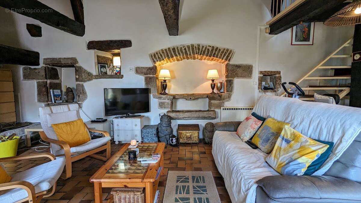 Maison avec dépendances proche Najac - photo 17