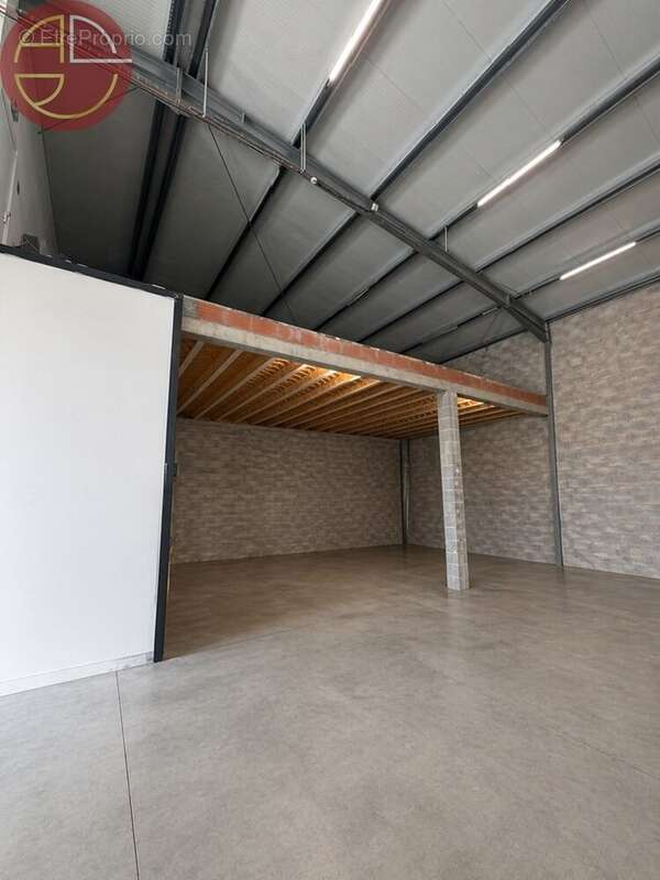 Commerce à SAINT-JORY