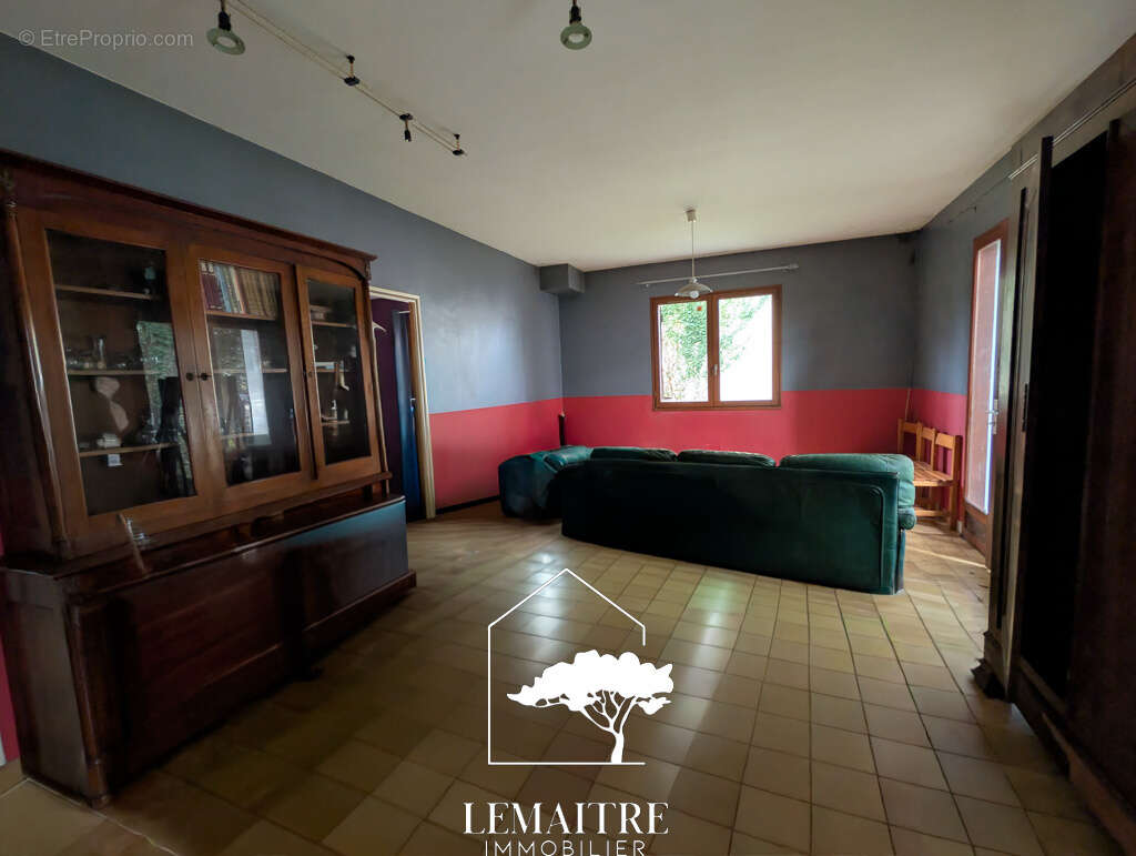Maison à LES MATHES