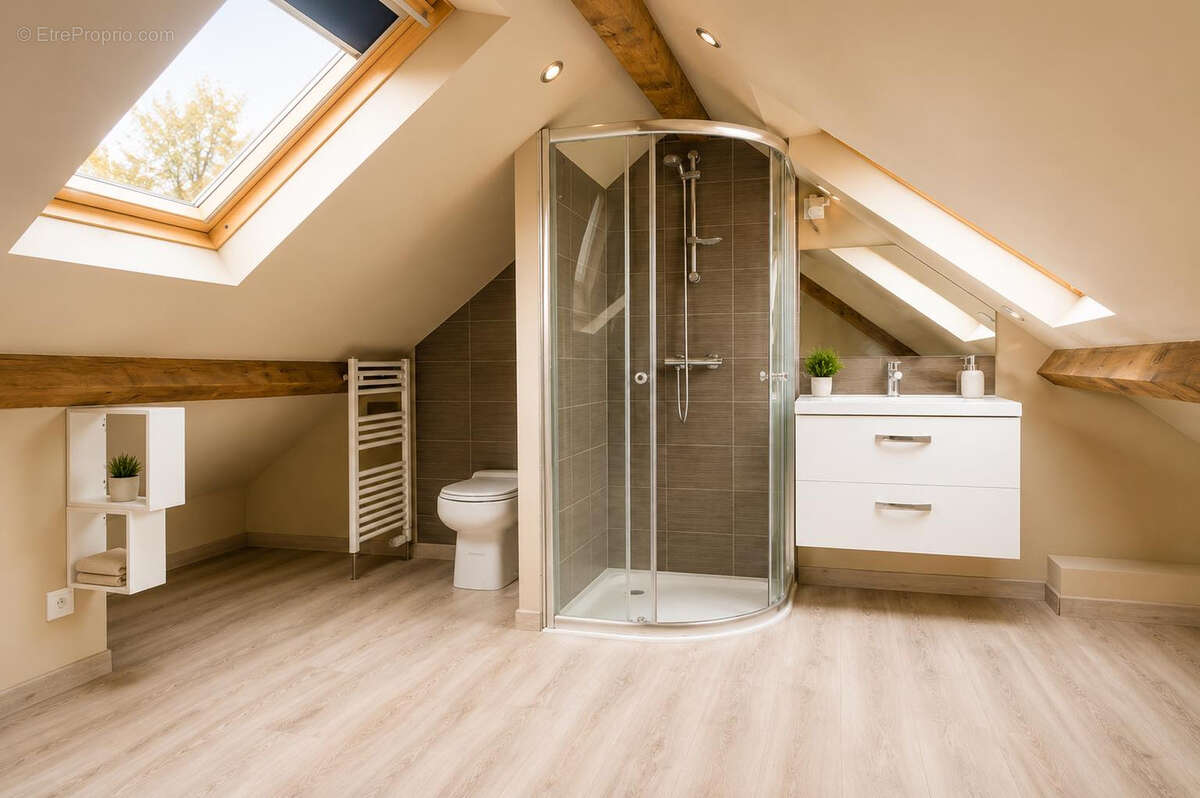 Appartement à MEZIERES-SUR-SEINE