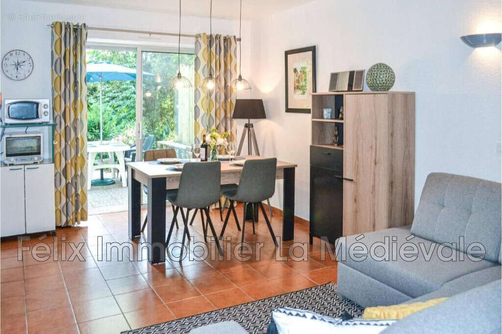Maison 185 m² à Vitrac  - photo 5