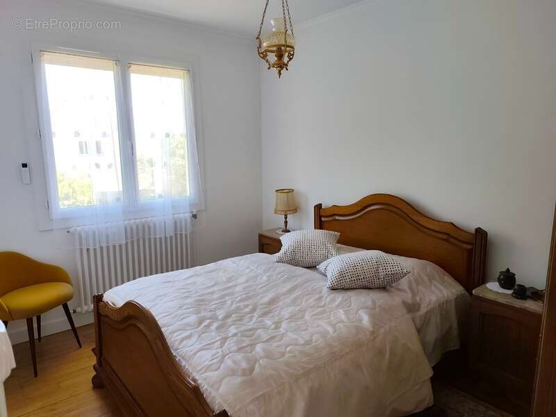 Maison à L'ISLE-D'ESPAGNAC