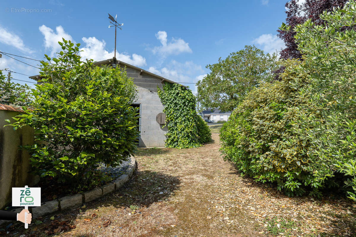 Maison à LES HERBIERS