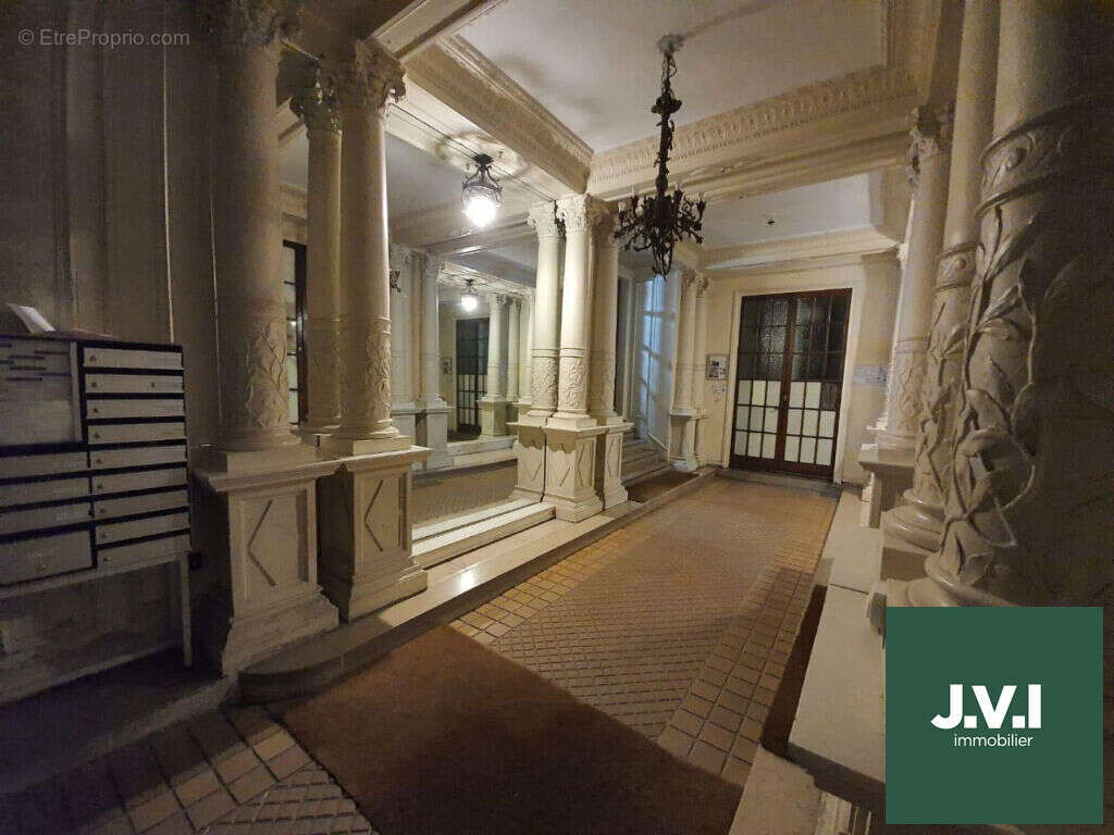 Appartement à ENGHIEN-LES-BAINS