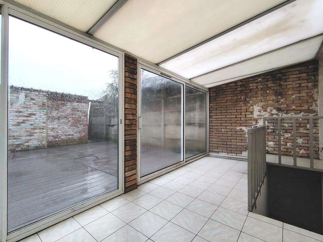 Maison à SIN-LE-NOBLE