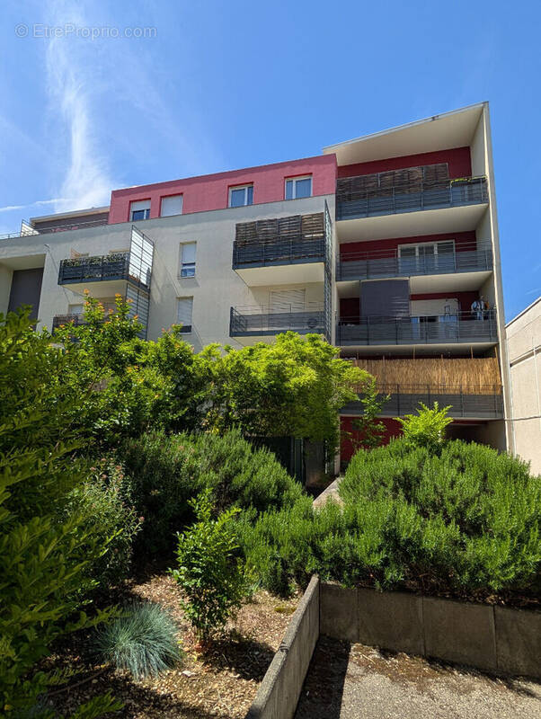 Appartement à VENISSIEUX