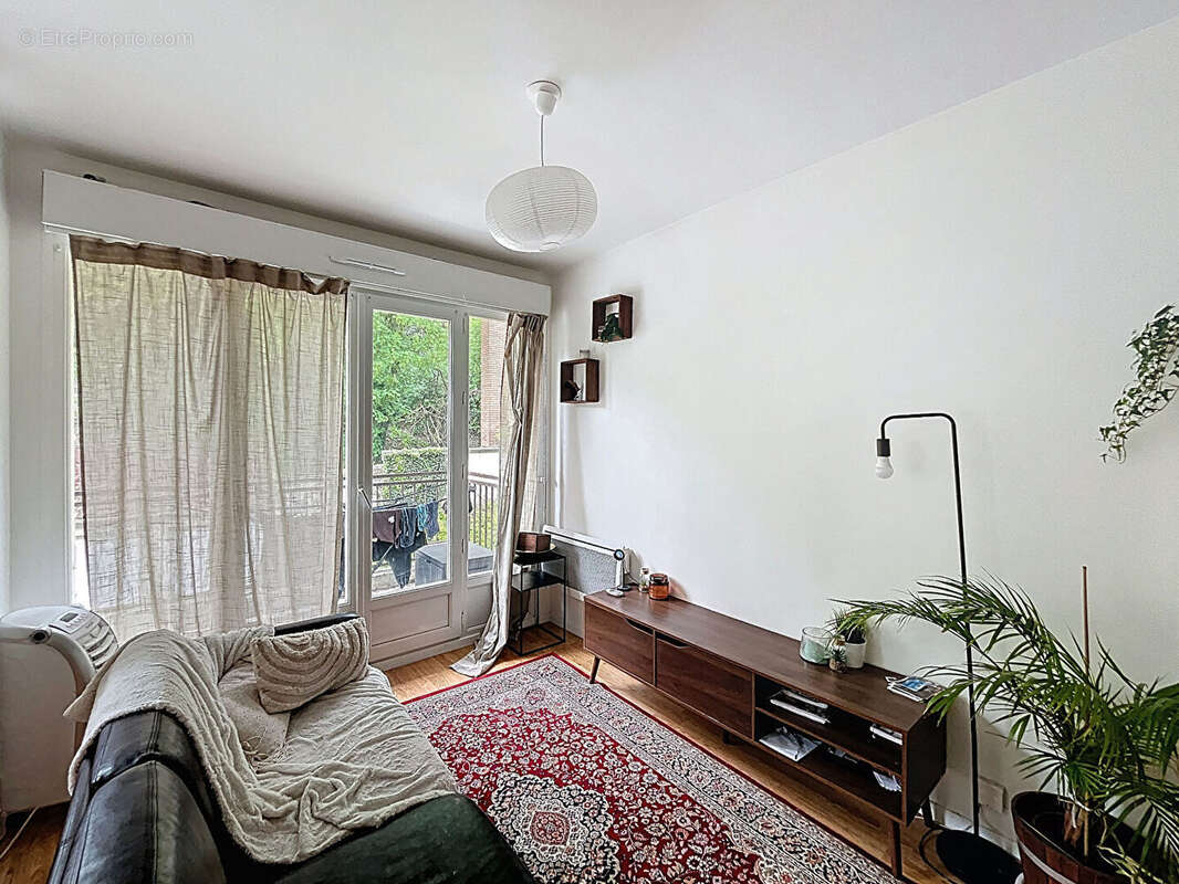 Appartement à CORBEIL-ESSONNES