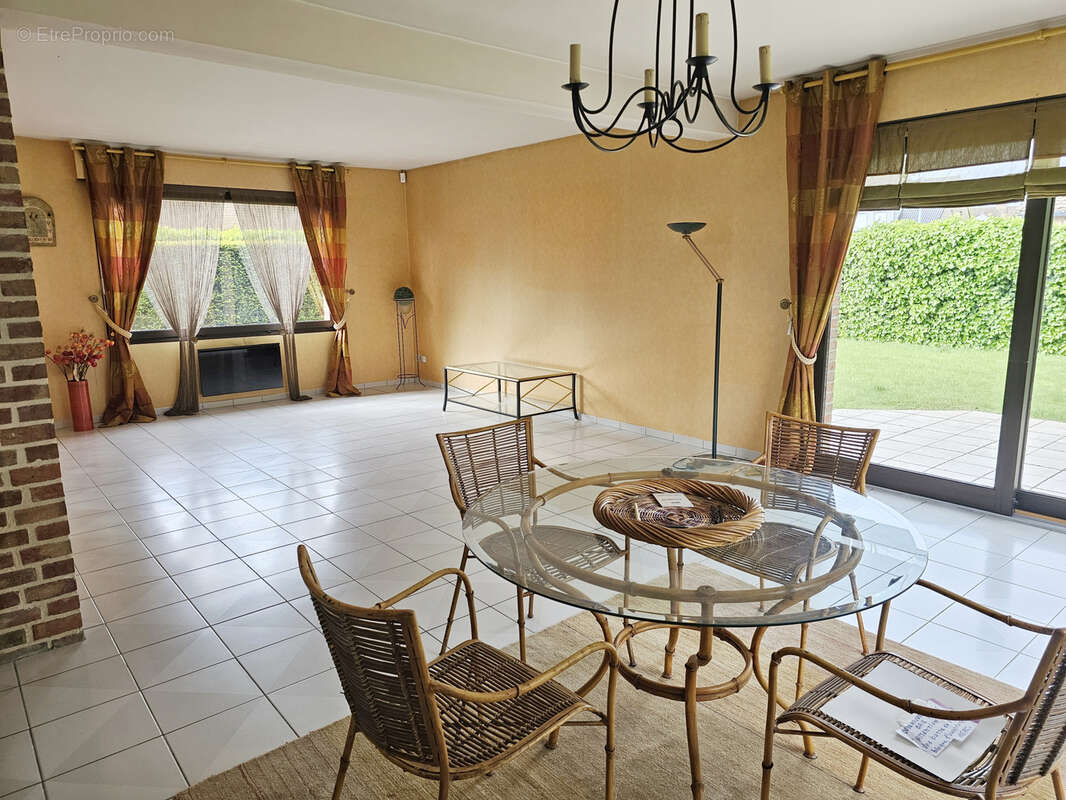 Maison à LYS-LEZ-LANNOY