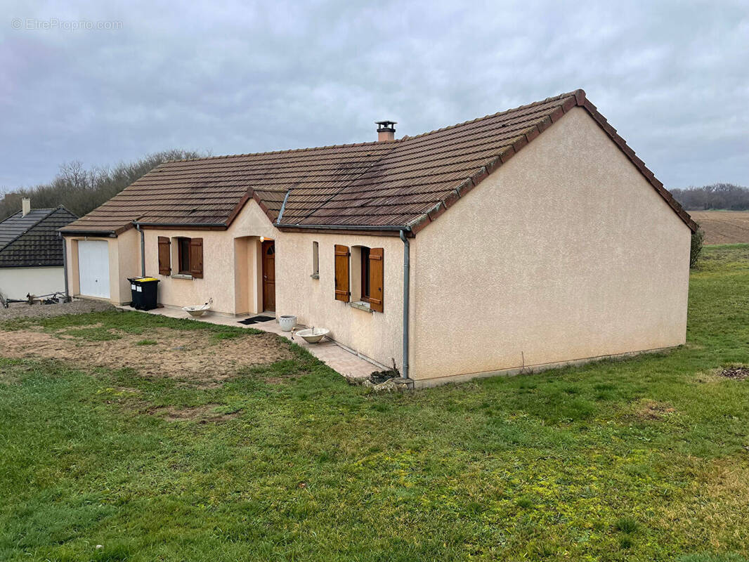 Maison à SAINCAIZE-MEAUCE