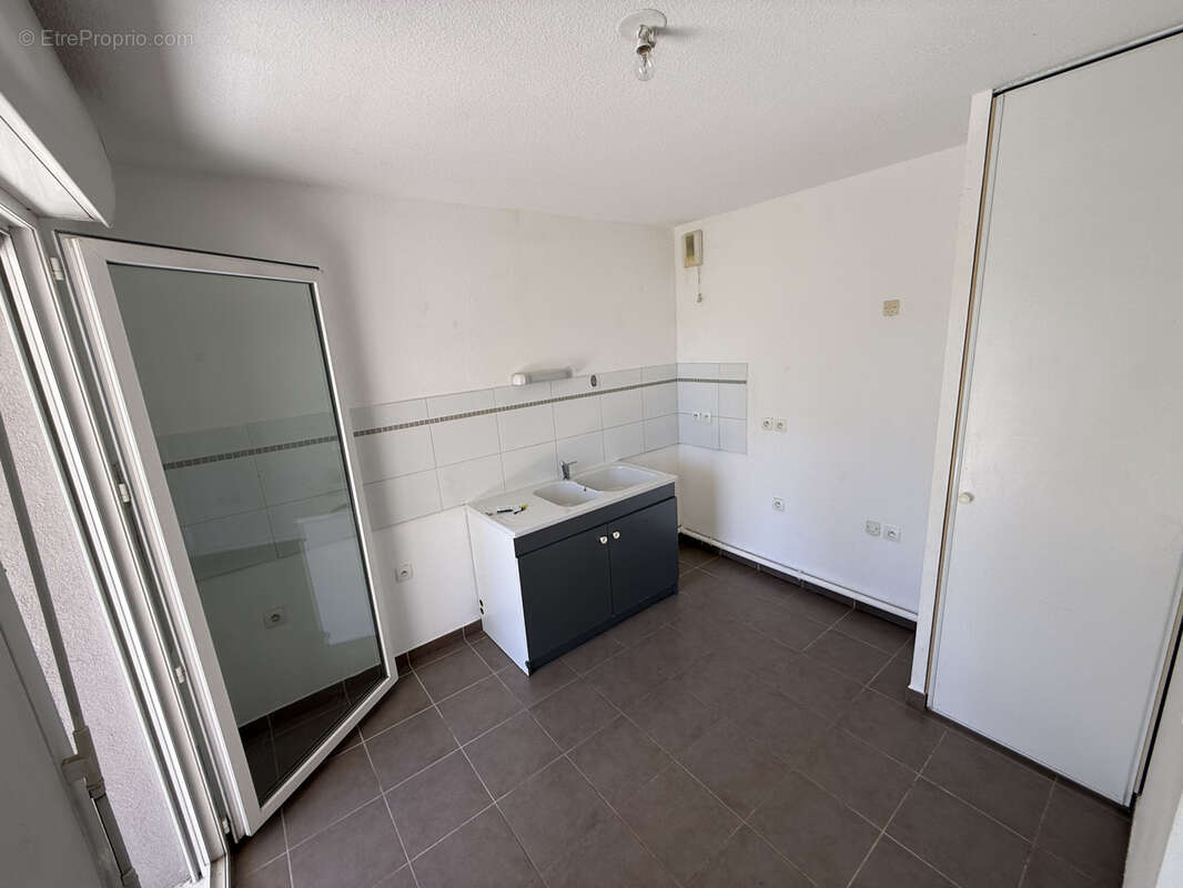 Appartement à LE CRES