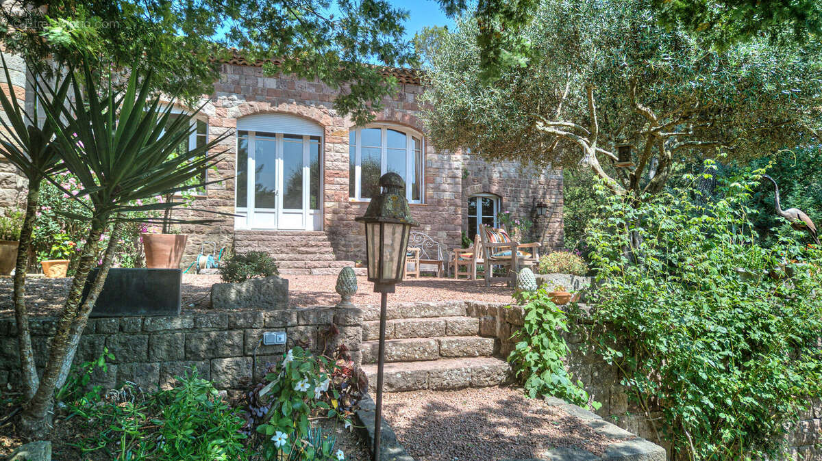 Maison à SAINT-RAPHAEL