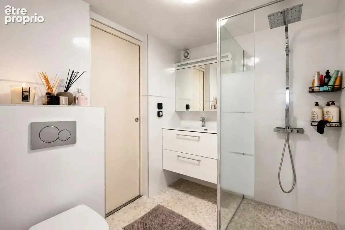 Maison de 9 pièces de 262 m² à Enghien-les-Bains - photo 12