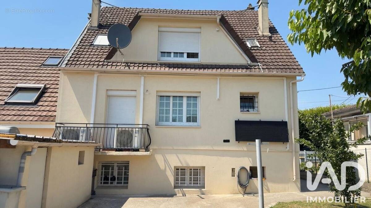 Photo 1 - Maison à GOUSSAINVILLE