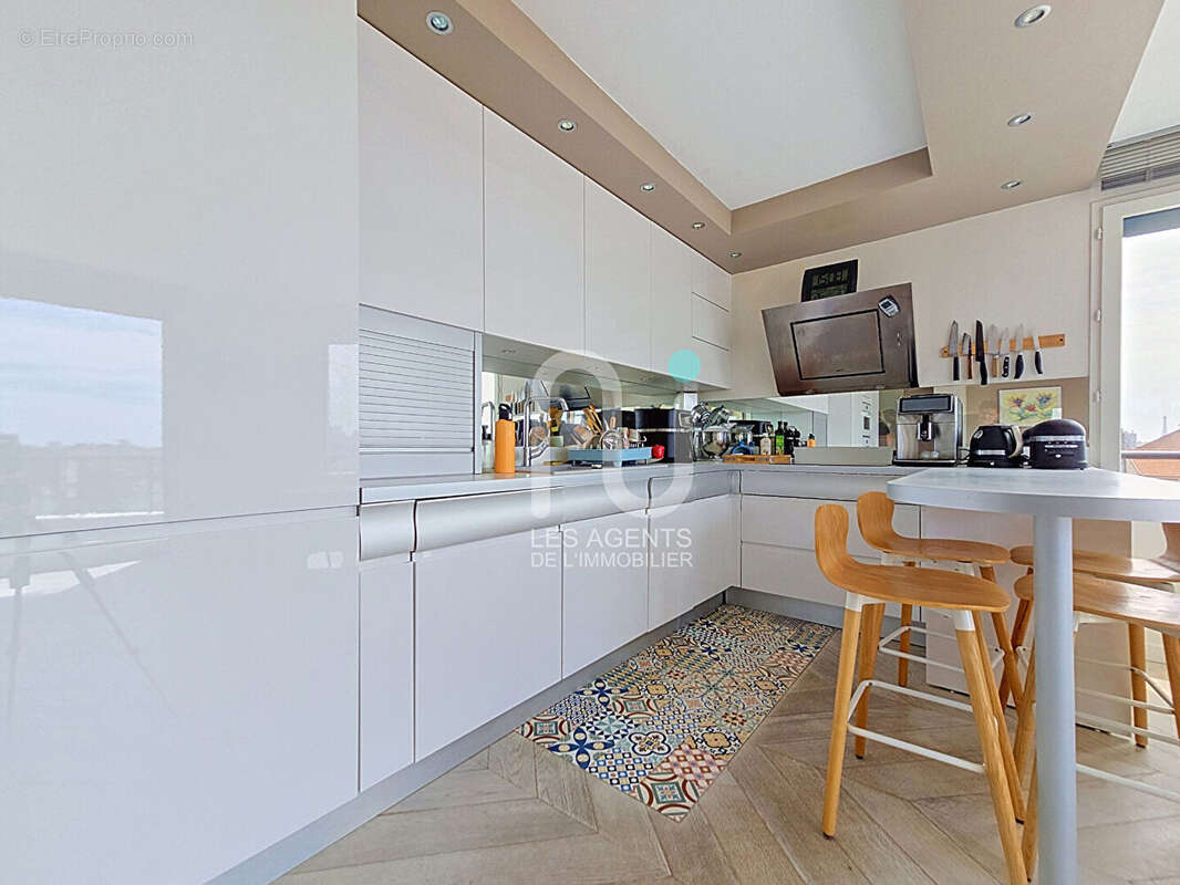 Appartement à ASNIERES-SUR-SEINE