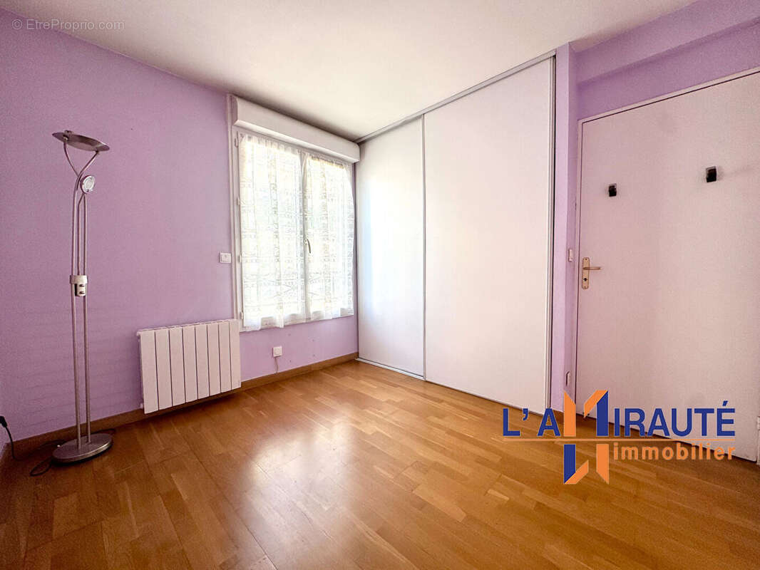 Appartement à HOUILLES
