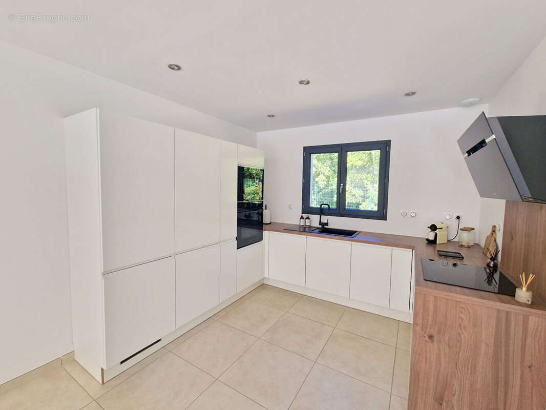 Maison à FORCALQUEIRET