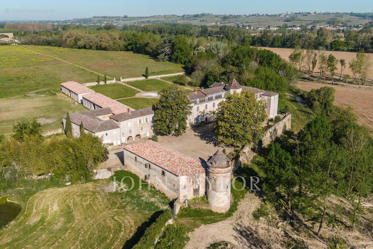 Maison à LANGON