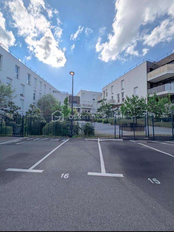 Appartement à ROISSY-EN-BRIE