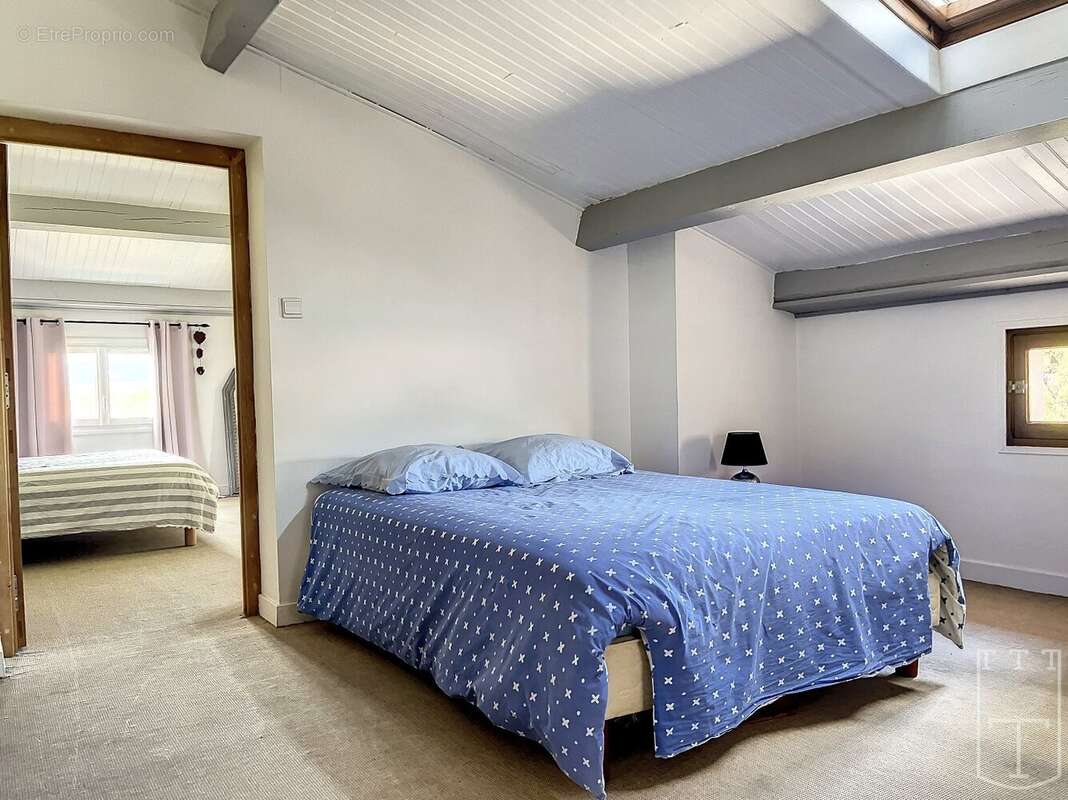 Maison à GROSPIERRES