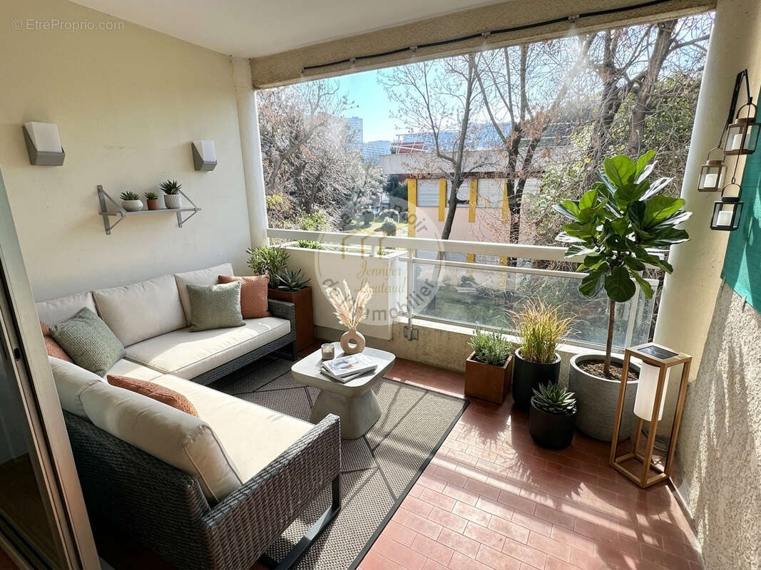 Appartement à MARSEILLE-9E