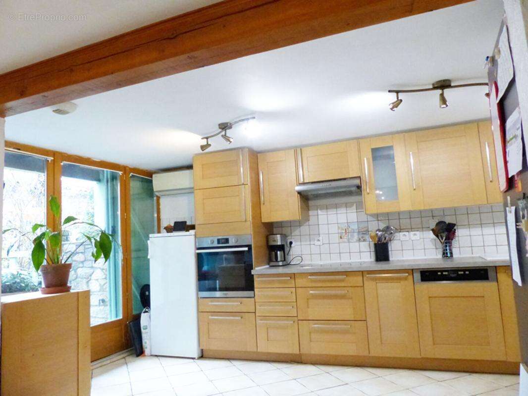 Jolie maison en pierre de 159 m² à Saint-Julien Chapteuil - photo 10