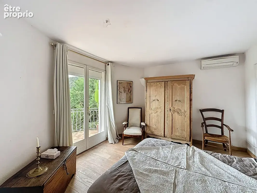 Vence sud - villa provencale de 7 pieces principales - photo 11
