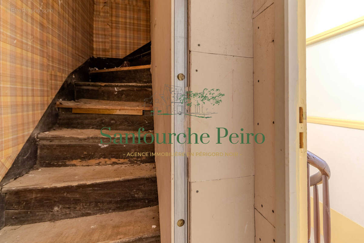 Appartement à SARLAT-LA-CANEDA