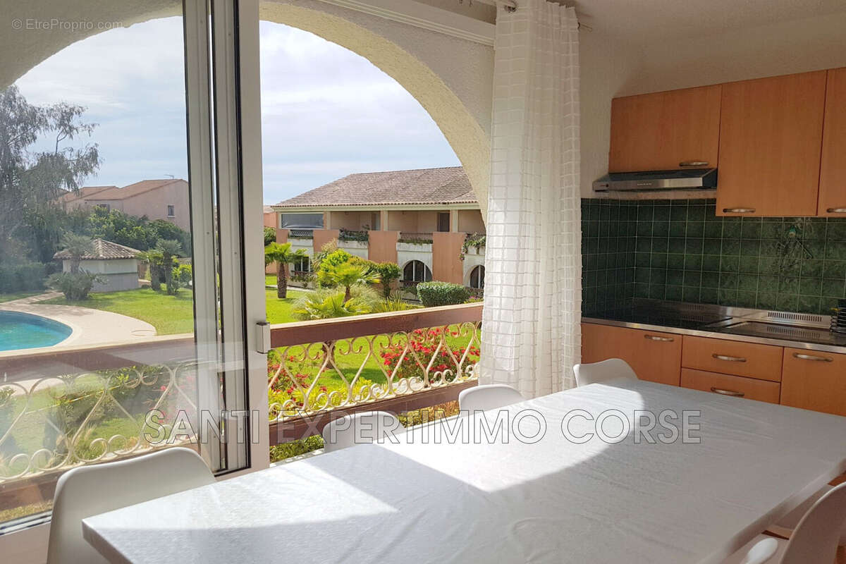 Appartement à LINGUIZZETTA