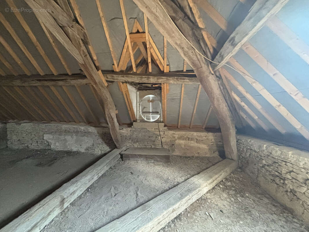 Appartement à ORCHAMPS