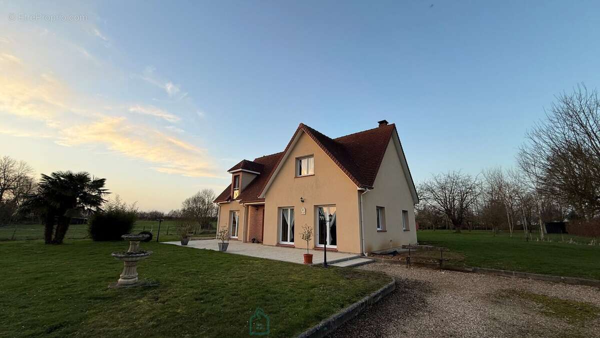 Maison à BOURG-ACHARD