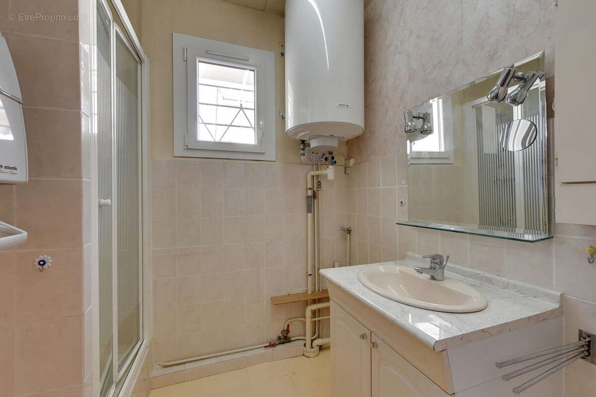 Maison à ECHIROLLES