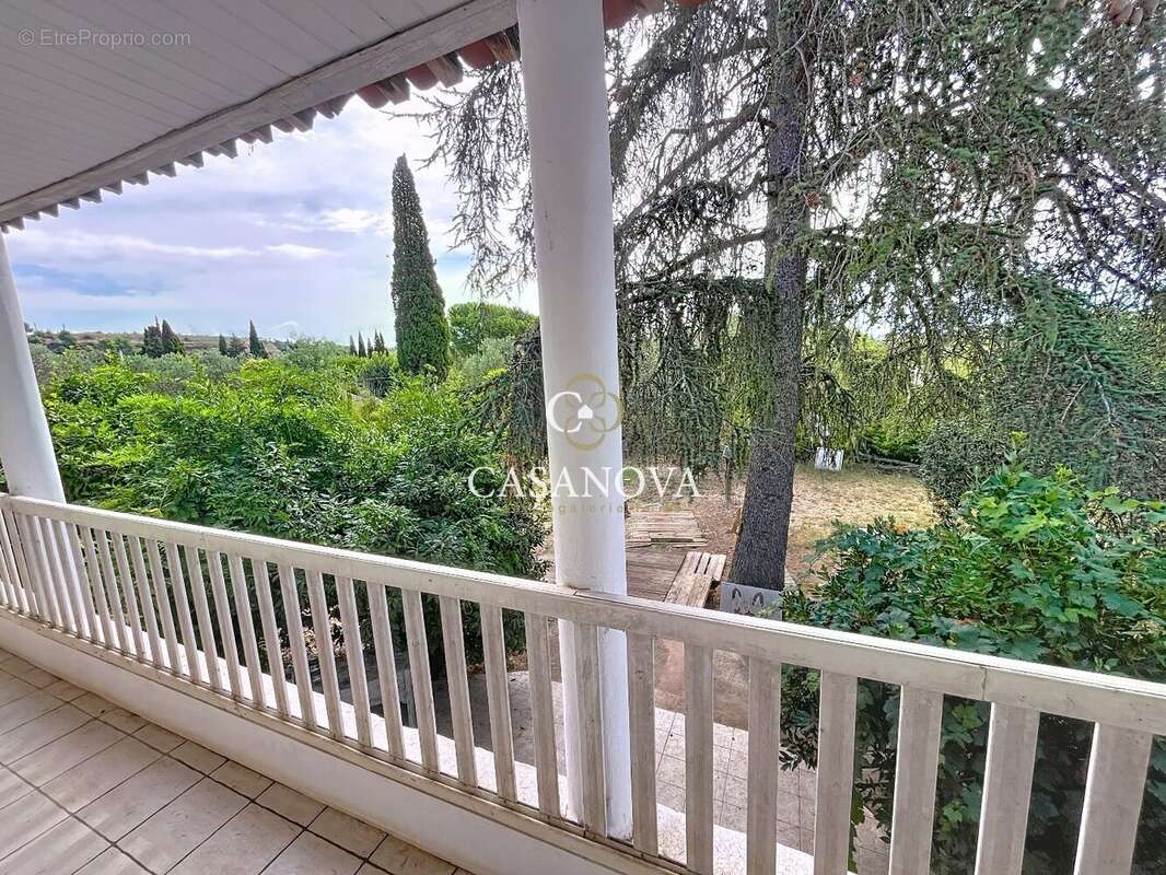 Campagne de BEZIERS, maison sur 1500 m² de terrain, 260 m² de surface utiles et 130m² habitables - photo 2