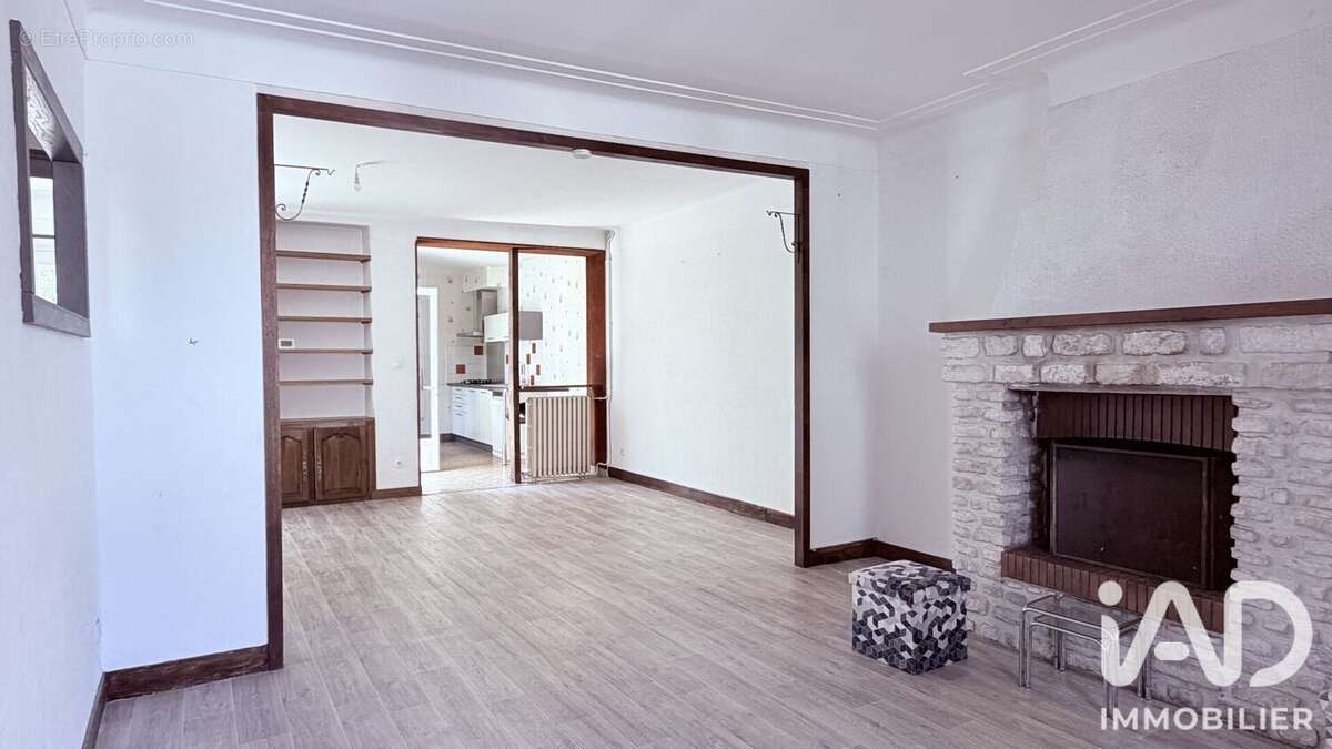 Photo 4