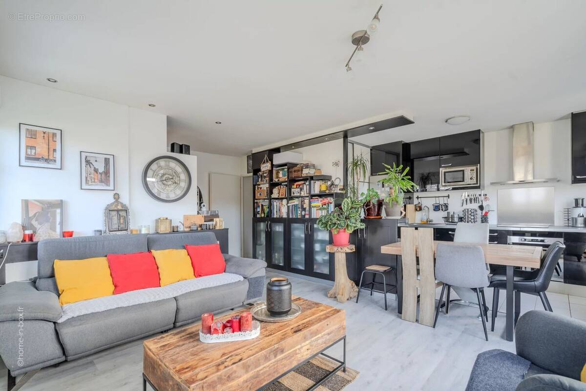 Appartement à MAGNY-LE-HONGRE